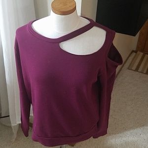 FOREVER 21 Long Sleeve Cutout Sweater